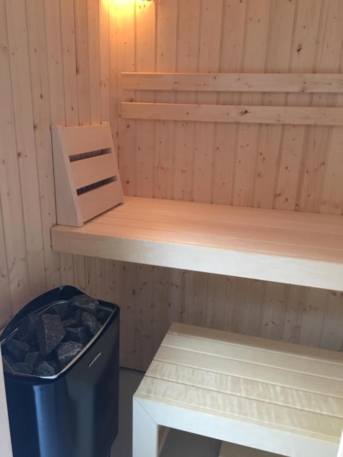 Nyil Apartman Wellnes Debrecen Buitenkant foto